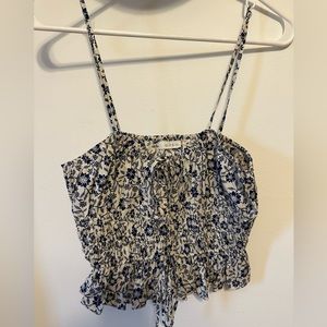 DOEN blue and white crop top!